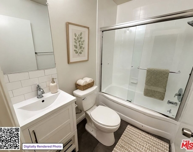 5032 Maplewood Avenue - Photo Thumbnail 11