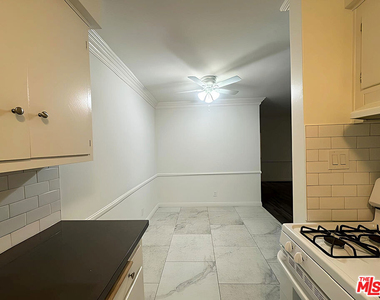 5032 Maplewood Avenue - Photo Thumbnail 15