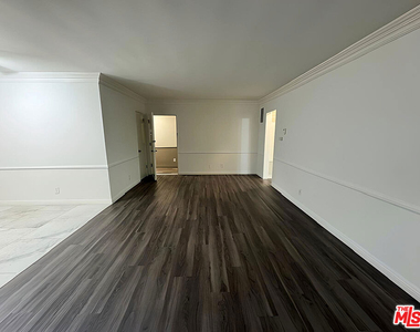 5032 Maplewood Avenue - Photo Thumbnail 13