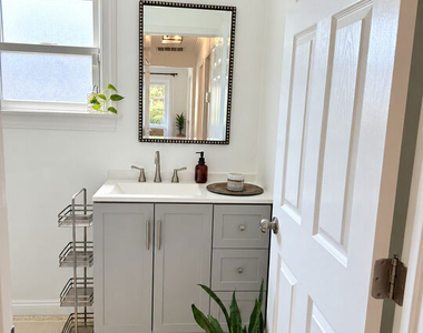 2905 Somerset Drive - Photo Thumbnail 12