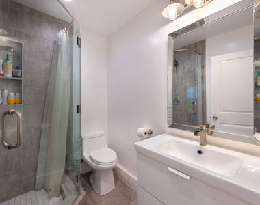 4631 Cerro Verde Place - Photo Thumbnail 6