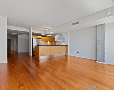 1155 S Grand Avenue - Photo Thumbnail 5