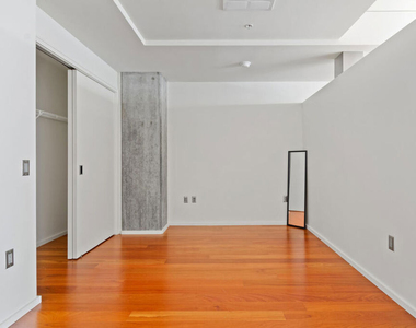 1155 S Grand Avenue - Photo Thumbnail 12