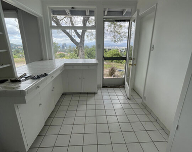 3327 Wonder View Plaza - Photo Thumbnail 10