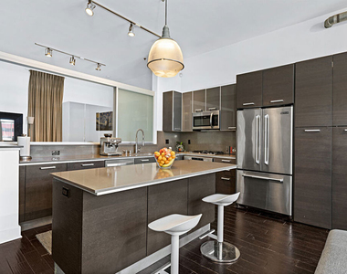 13320 Beach Avenue - Photo Thumbnail 7