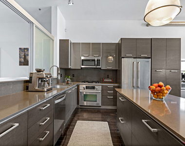 13320 Beach Avenue - Photo Thumbnail 6