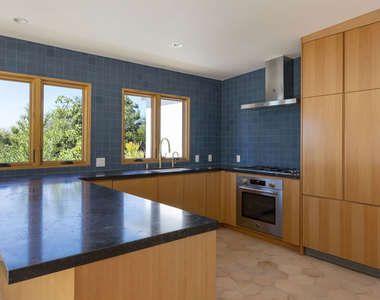 1619 N Benton Way - Photo Thumbnail 15
