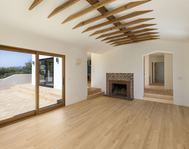 1619 N Benton Way - Photo Thumbnail 8