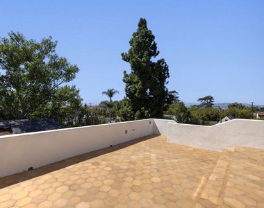 1619 N Benton Way - Photo Thumbnail 22