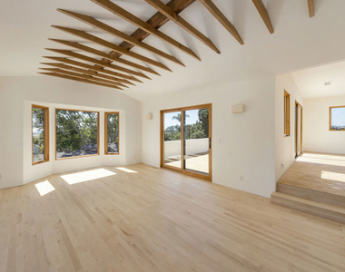 1619 N Benton Way - Photo Thumbnail 6
