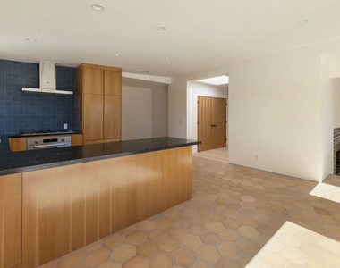 1619 N Benton Way - Photo Thumbnail 13