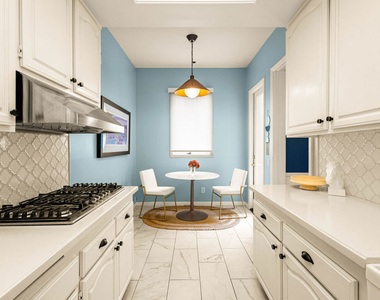 1370 Kelton Avenue - Photo Thumbnail 18