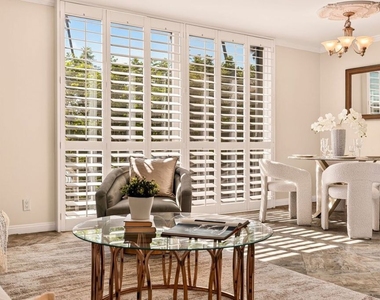 100 S Doheny Drive - Photo Thumbnail 21
