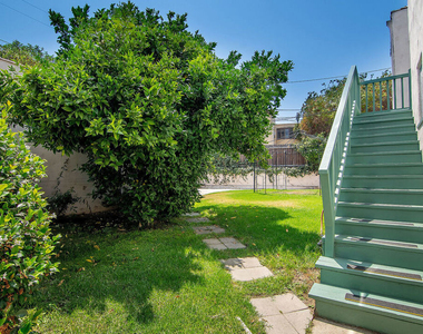 932 S Curson Avenue - Photo Thumbnail 28