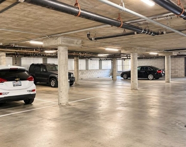 15141 Burbank Boulevard - Photo Thumbnail 16