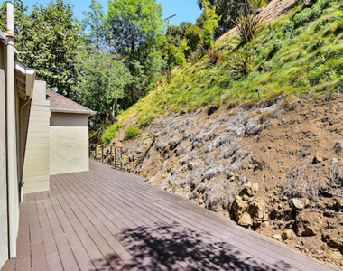2326 Canyon Drive - Photo Thumbnail 17