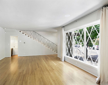 2326 Canyon Drive - Photo Thumbnail 4