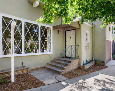2326 Canyon Drive - Photo Thumbnail 2