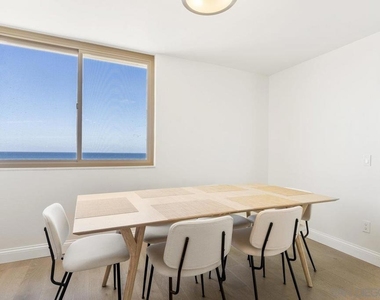 909 Coast Blvd - Photo Thumbnail 5