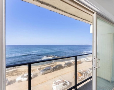 909 Coast Blvd - Photo Thumbnail 14