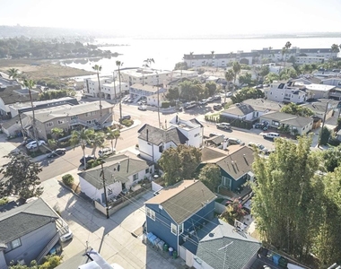 1968 Pacific Beach Dr - Photo Thumbnail 12