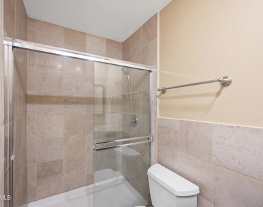 2860 Instone Court - Photo Thumbnail 24