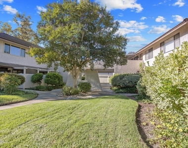 2860 Instone Court - Photo Thumbnail 30