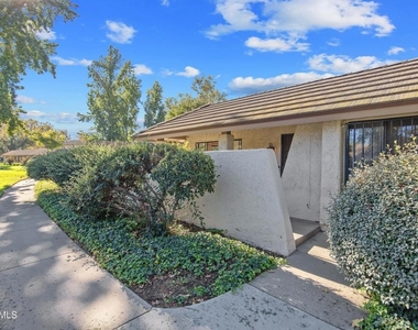 2860 Instone Court - Photo Thumbnail 32