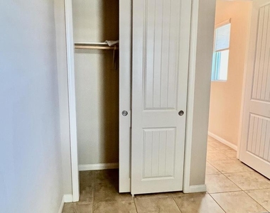 41530 Calle Pueblo - Photo Thumbnail 30