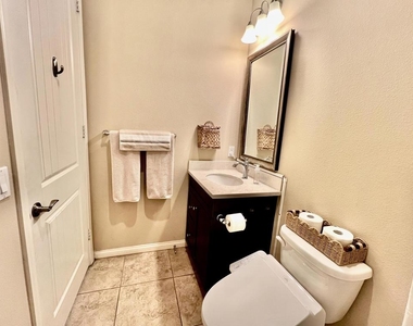 41530 Calle Pueblo - Photo Thumbnail 31