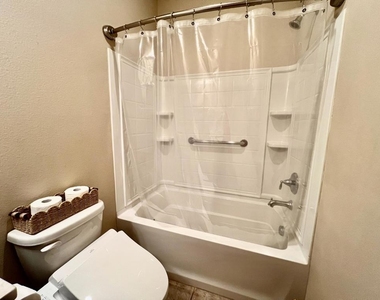 41530 Calle Pueblo - Photo Thumbnail 32