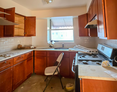 439 East 21st Street - Photo Thumbnail 5