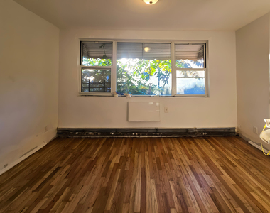 439 East 21st Street - Photo Thumbnail 3