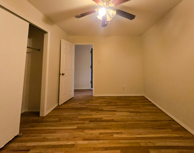 439 East 21st Street - Photo Thumbnail 8