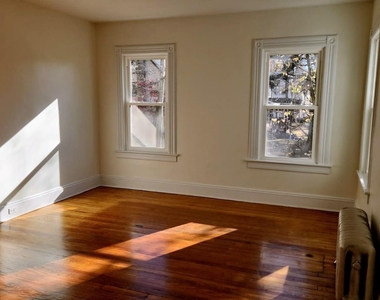 69 N Saddle River Rd - Photo Thumbnail 3