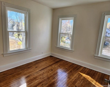 69 N Saddle River Rd - Photo Thumbnail 2
