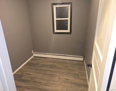 11 Halliday Rd. - Photo Thumbnail 4