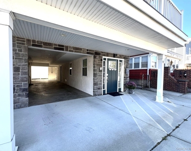 85 Delaware Avenue - Photo Thumbnail 1