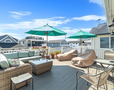 85 Delaware Avenue - Photo Thumbnail 2