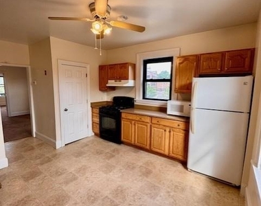 20 E Main Street - Photo Thumbnail 10