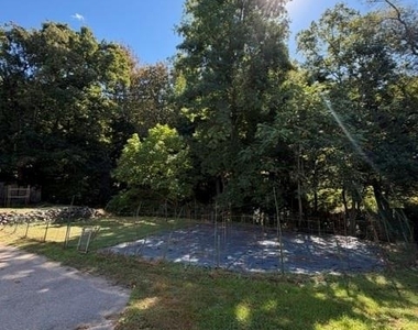 105 Osborne Avenue - Photo Thumbnail 13