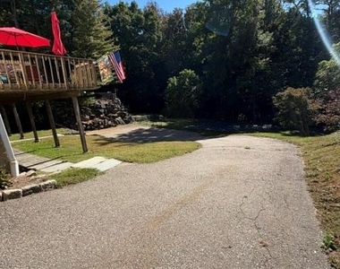 105 Osborne Avenue - Photo Thumbnail 11