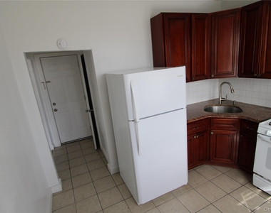 159 N Main Street - Photo Thumbnail 9