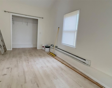 15 Huron Street - Photo Thumbnail 5