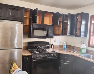 14874 Brookville Boulevard - Photo Thumbnail 4