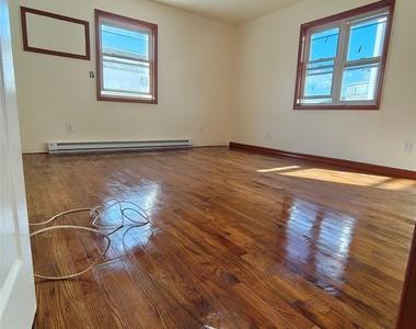 14874 Brookville Boulevard - Photo Thumbnail 10