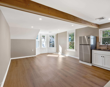 56 Van Buren Street - Photo Thumbnail 13