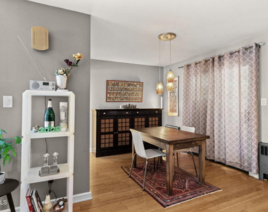 43 William Street - Photo Thumbnail 8
