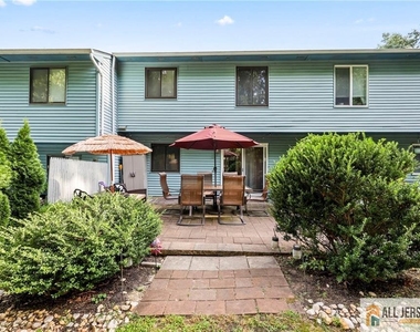 3 Eagle Court - Photo Thumbnail 24