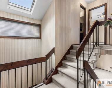 84 Diamond Lane - Photo Thumbnail 22